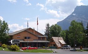 Douglas Fir Inn Banff